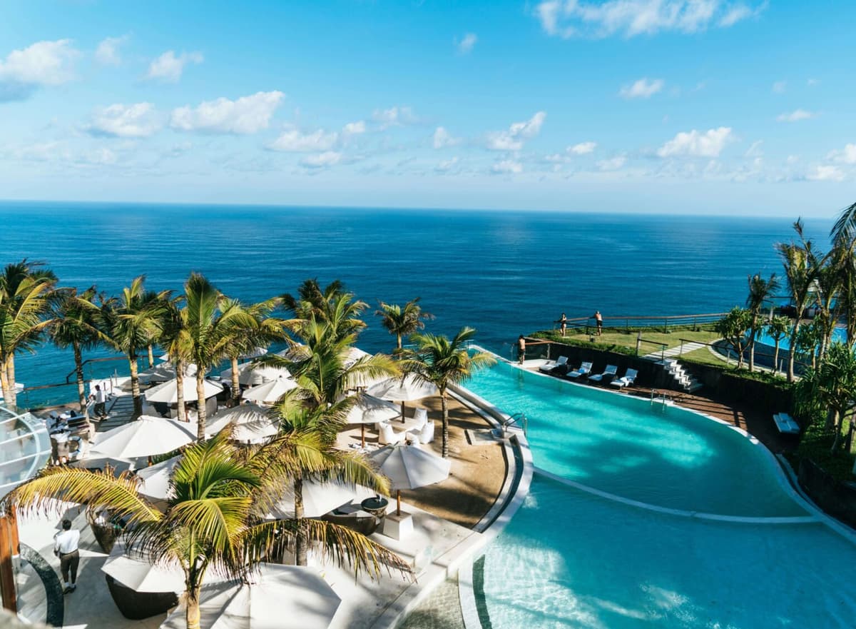 リゾートホテル運営企業